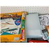 Image 4 : CRAYOLA TRACING DESK AND KIDS ART RELATED