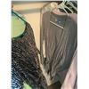 Image 4 : LOT OF 30+ PIECE OF WOMENS CLOTHING MOSTLY MEDIUM AND LARGE