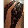 Image 9 : LOT OF 30+ PIECE OF WOMENS CLOTHING MOSTLY MEDIUM AND LARGE
