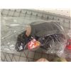 Image 7 : LOT OF TY BEANIE BABY PLUSH TOYS BUFFALO CHAMELEON PIG