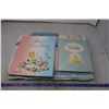 Image 2 : Lot of baby Items: Blanket, Knitted clothes, Baby Books