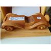 Image 1 : 1041 HANDMADE WOODEN CLASSIC CAR