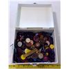Image 1 : Tin Box with Vintage Buttons
