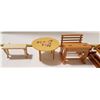 Image 7 : Lot of Wood Doll Furniture (7 Pieces)