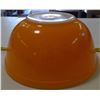 Image 2 : PYREX Gold Bowl #403. 2.5 Quart