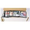 Image 1 : MEDIUM BOX OF HOCKEY CARDS