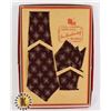 Image 1 : VINTAGE SMARTLY STYLED TIE AND HANDKERCHIEF