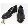 Image 1 : PAIR OF BLACK LEATHER SHOES- FLORSHEIM SIZE 8.5