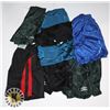 Image 1 : 7 ASSORTED SIZE SHORTS