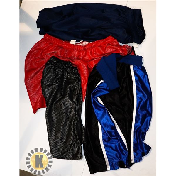 4 2XL SIZE SHORTS