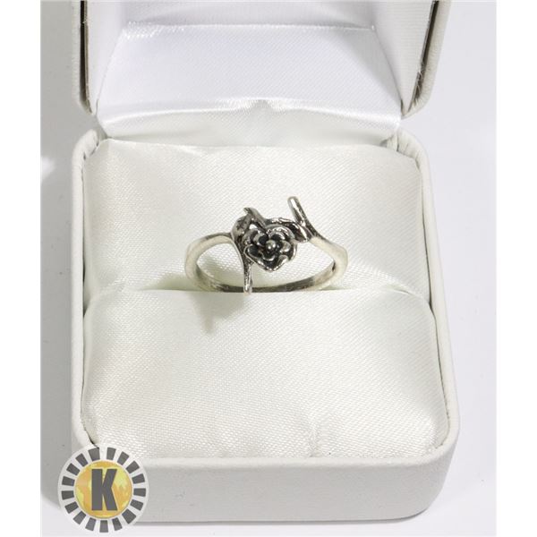 SILVER RING