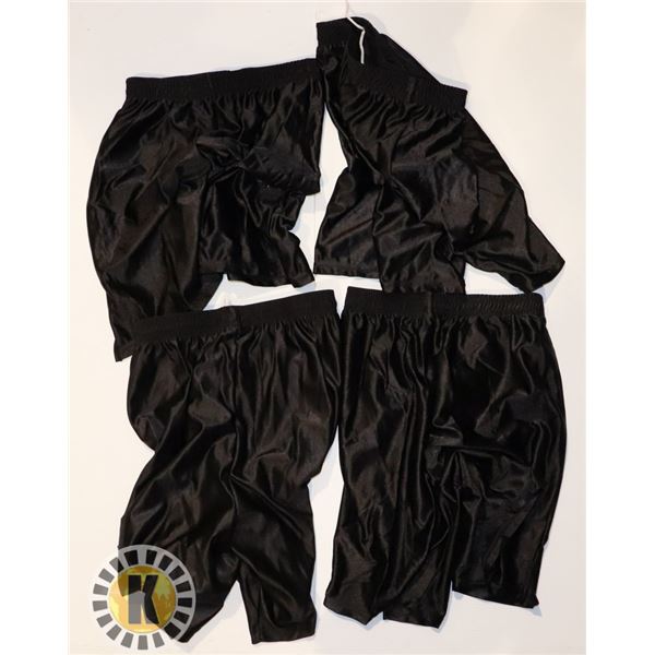 4 SMALL SIZE SHORTS