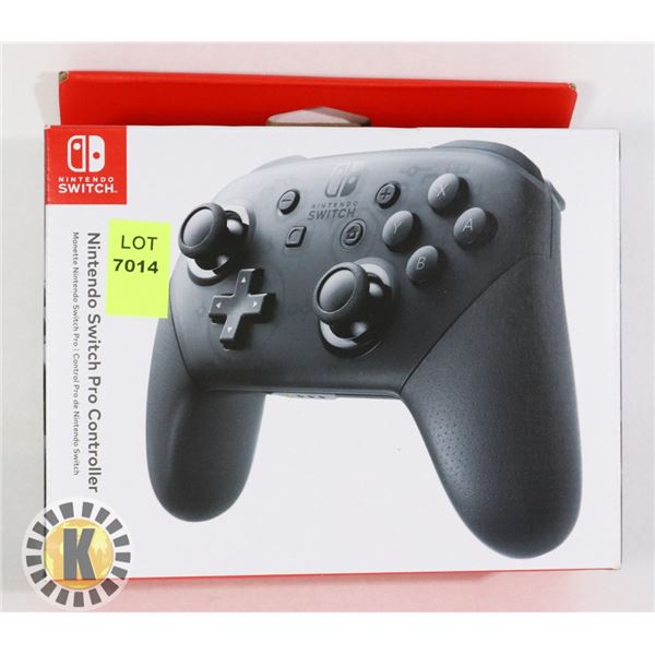 NINTENDO SWITCH PRO CONTROLLER