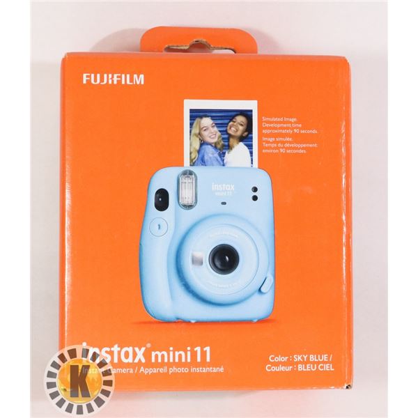 FUJIFILM INSTAX MINI 11
