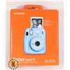 Image 1 : FUJIFILM INSTAX MINI 11