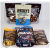 Image 1 : BAG OF HERSHEY'S PRETZELS AND OTHER CHOCOLATE
