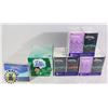 Image 1 : BAG OF KLEENEX AND PACKS OF POCKET TISSUES