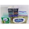 Image 1 : BAG OF KLEENEX AND PACKS OF POCKET TISSUES