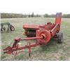 Image 1 : NEW HOLLAND 273 SQUARE BALER