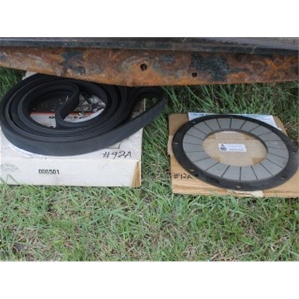 GLEANER CLUTCH DISC & DRIVE BELT (NEW)
