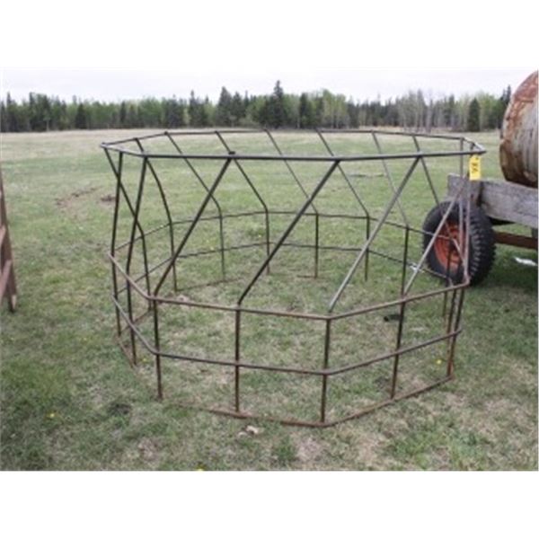 ROUND BALE FEEDER