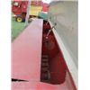 Image 3 : I.H. 510 END WHEEL SEED DRILL C/W GRASS ATTACH