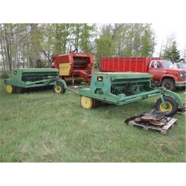 2 - JOHN DEERE 9350 PRESS DRILLS C/W GRASS ATTACH