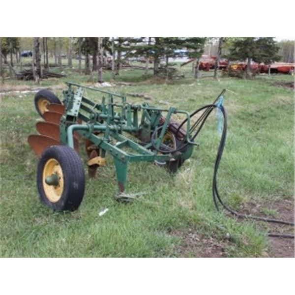 4 BOTTOM PLOW C/W RAM
