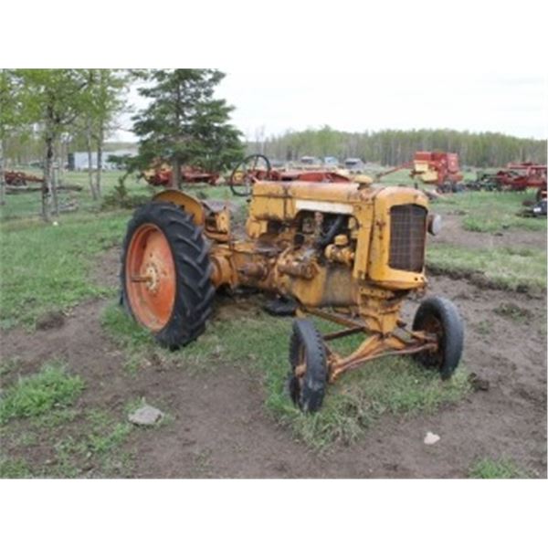 M.M. R TRACTOR FOR REPAIR