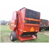 Image 4 : NEW HOLLAND 688 ROUND BALER