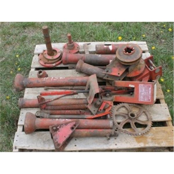 PALLET OF MISC PARTS