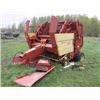 Image 2 : 855 BALER FOR PARTS (BUYER RESPONSIBLE FOR LOADING)