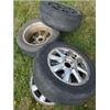 Image 1 : 1 RIM, 3 TIRES 225/60R16 (ALL FOR ONE MONEY)