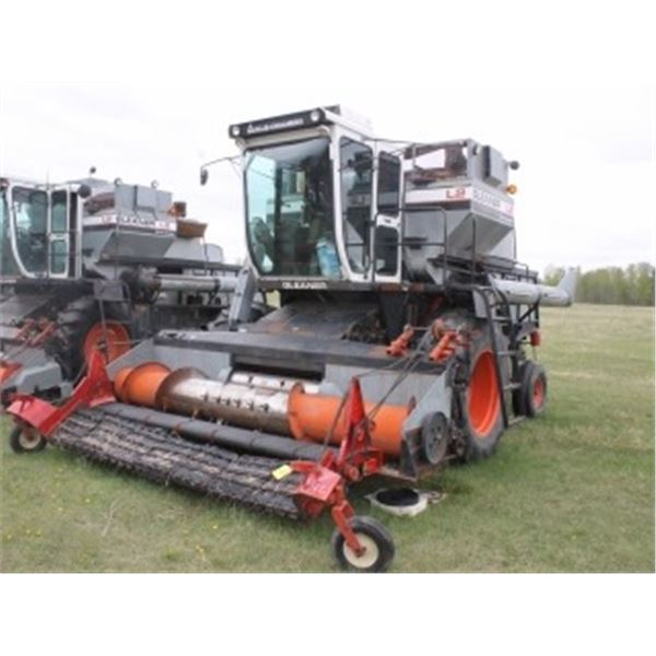 GLEANER L2 C/W MELROE 378 PICKUP