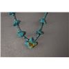 Image 3 : NATIVE AMERICAN SANTO DOMINGO TURQUOISE FETISH NECKLACE