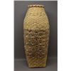 Image 2 : NATIVE AMERICAN CHEROKEE BASKETRY VASE