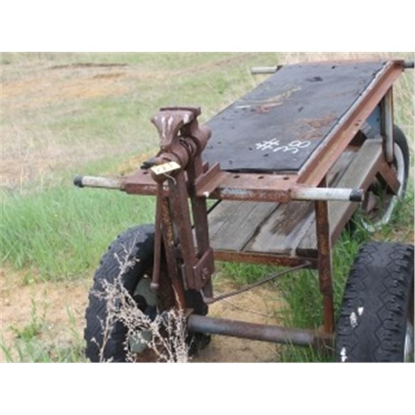LEG VISE & ROLLING TABLE