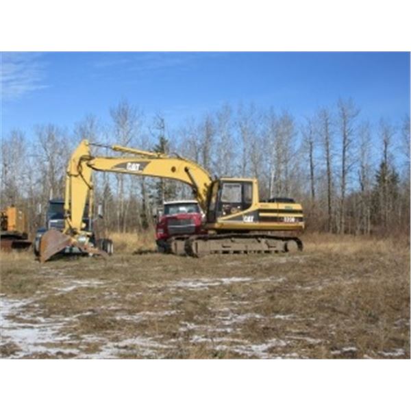 CAT 320BL TRACK HOE C/W APPROX 40" WBM DIGGING BUCKET