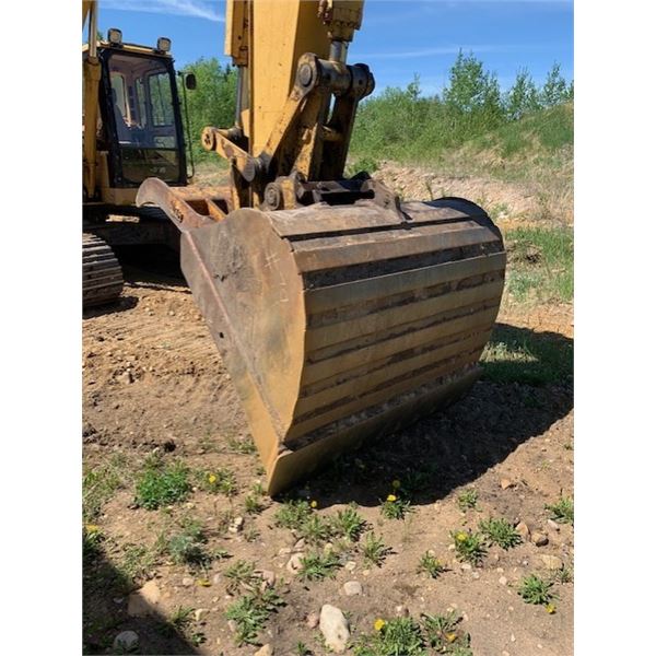 APPROX. 56" CLEAN UP BUCKET OFF CAT 320