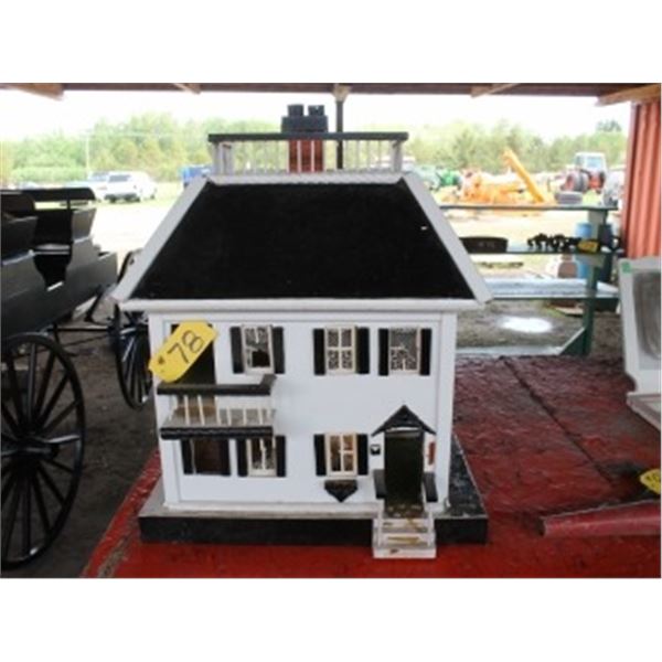 DOLL HOUSE