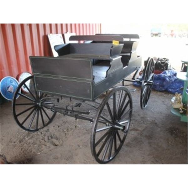 4 SEAT DEMOCRAT C/W POLE