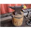 Image 1 : ANVIL (APPROX 70 LBS) C/W 2 HAMMERS, TOOLING & STAND