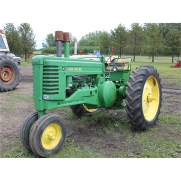 JOHN DEERE MODEL A TRACTOR