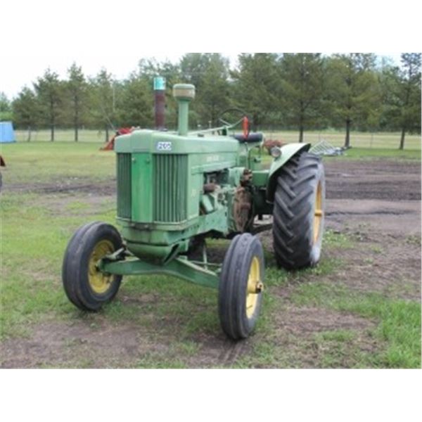 JOHN DEERE 70 TRACTOR