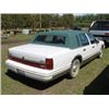 Image 3 : LINCOLN TOWN CAR