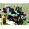 Image 4 : JOHN DEERE 320 RIDING MOWER