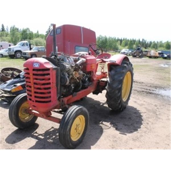 MASSEY HARRIS 44 TRACTOR