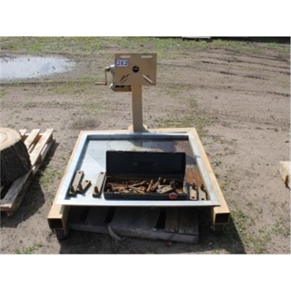 ENGINE STAND C/W SPEED REDUCER (WORKING)