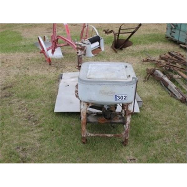 MAYTAG RINGER WASHER
