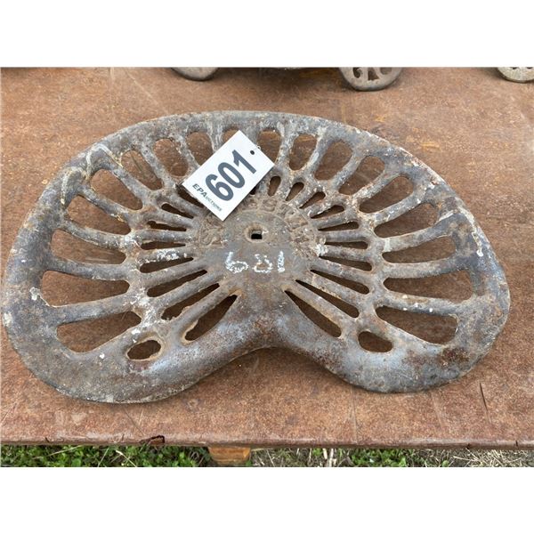 "SYLVESTER" ANTIQUE TRACTOR SEAT